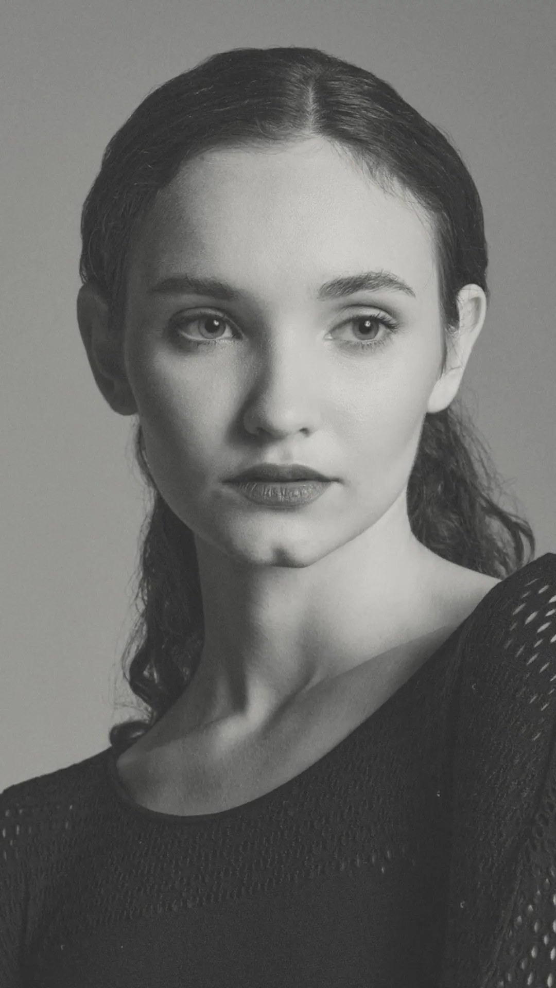 Black and white studio portrait of Vita Davydova